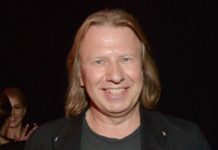 «Мы просто работаем, ничего не получая»: Дробыш рассказал, как живут артисты во время карантина