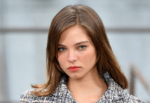 Когда ты модель Chanel, но от хейтеров нет отбоя! Алеся Кафельникова ответила подписчикам