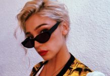 Где купить ярко-розовую куртку, как у Насти Ивлеевой?