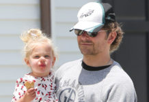 Пока Ирина Шейк отдыхает с друзьями: новый выход Брэдли Купера с дочкой