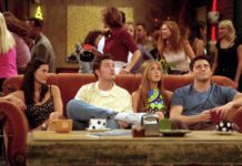 Для всех фанатов «Друзья»! Легендарный диван теперь можно купить