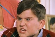 Мы его не узнали! Как сейчас выглядит кузен Гарри Поттера?