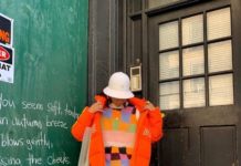 На примере модных блогеров: как составить зимние образы с яркой одеждой