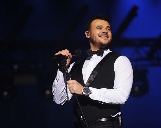 Певец EMIN отметил два юбилея