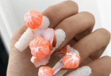 Новогодний маникюр, который будет снится в страшных снах