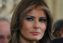 Мелания Трамп на приеме в Белом доме