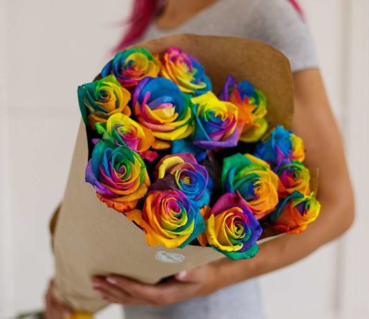 Как создаются необычные розы