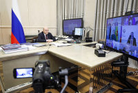 Что опасно делать перед вакцинацией от COVID-19; Российская газета