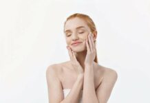 Черные точки на лице: удаление разными видами чистки | Лечение акне и розацеа препаратом Азелик®