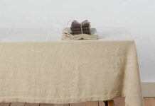 Льняная скатерть: в какой современный интерьер впишется, как стирать, как ухаживать за вышивкой на изделие