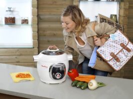 Что подарить маме на день рождения: лучшие идеи 2022 года