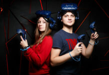 День рождения в комнате виртуальной реальности