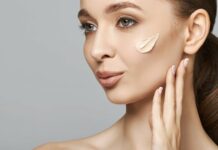 Тональный крем, который практически не заметен на коже