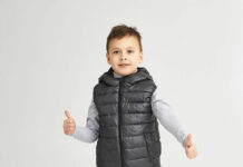 Жилетка для мальчика: какие модели нравятся ребятам, что можно надеть в школу или на торжество, какие разновидности мальчиковых жилеток наиболее модные этой весной