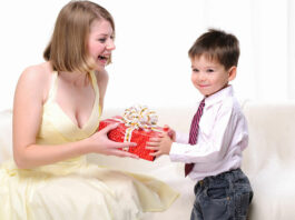 Что выбрать в подарок маме на день рождения