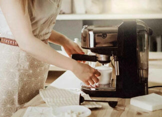 Стоит ли выбирать кофемашину в подарок