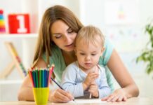 Как выбрать няню для ребенка