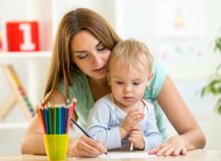 Как выбрать няню для ребенка