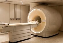 МРТ пазух носа: кому и зачем нужна процедура