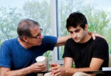 Как помочь наркоману, если ему нужно лечение?