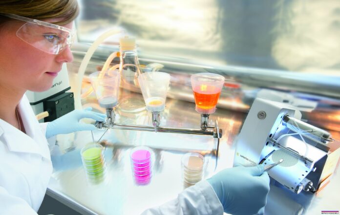 1464582437_sartorius_0122_pg5_presse