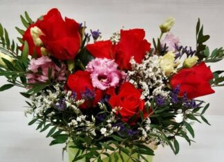 Почему стоит купить цветы в коробке?