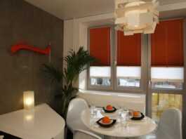 Преимущества круглых обеденных столов