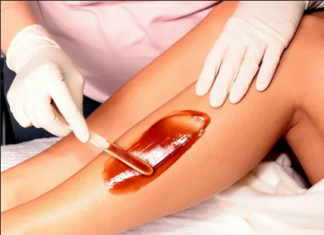 Для чего нужна восковая депиляция