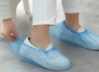 Когда следует использовать одноразовые бахилы в медицинских учреждениях?