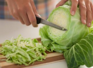 Когда лучше мариновать капусту, чтобы она получилась вкусной и хрустящей?