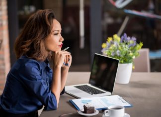 Система YCLIENTS – удобная программа для сферы услуг