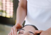 Доступные косметологические процедуры в Чите и, какие специалисты их проводят