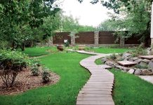 Помощь в благоустройстве дачи