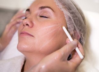 Какие процедуры популярны в современной косметологии: рекомендации
