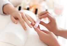 Где получить качественный маникюр в Москве: советы