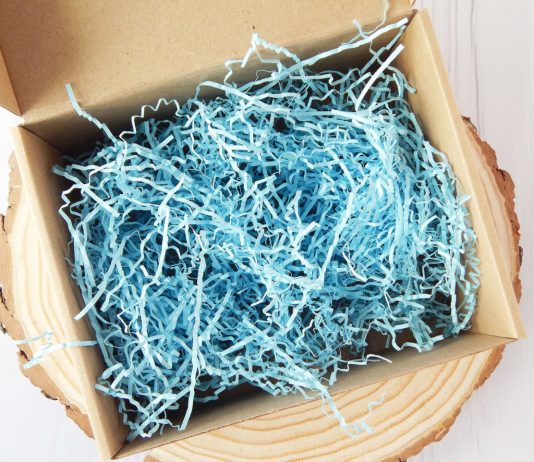 Бумажный наполнитель для подарков: его роль и значимость