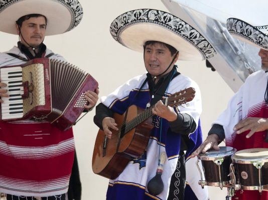 Где заказать серенаду в Москве: советы