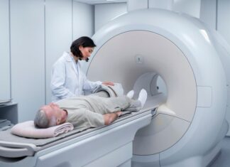 Чем отличается диагностика при помощи МРТ от других исследований: какие ее варианты доступны в Москве