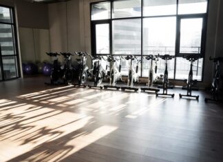 Тренажерный зал: Советы для начинающих freepik