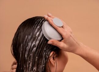 Детокс кожи головы: причины накопления загрязнений