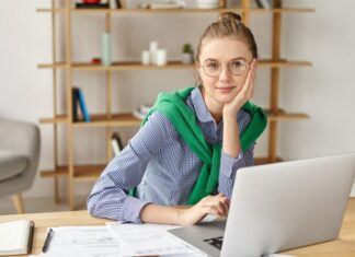 Обучение на психолога дистанционно: плюсы и особенности