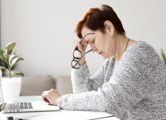 Катаракта: симптомы, лечение