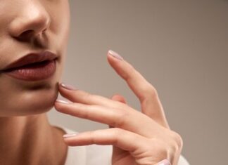 Что каждый должен знать об уходе за ногтями с гель-лаком: подробности