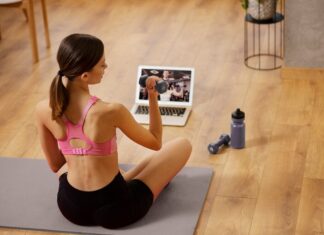 Онлайн-фитнес: виды тренировок и советы по выбору программы