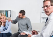 Роль медицинских работников в лечении зависимости: кто и как может помочь