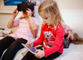 Как смотреть мультфильмы онлайн в Full HD и 4K качестве