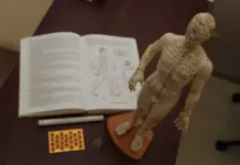 Рефлексотерапия: что это такое и как она может помочь