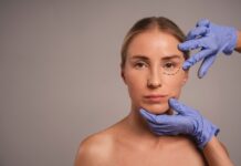 Контурная пластика лица: почему девушки делают эту процедуру