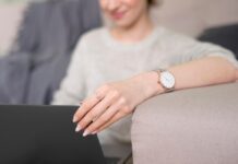 Женские часы как подарок: идеи и советы