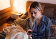 Профилактика женского алкоголизма: почему стоит предотвратить опасную зависимость